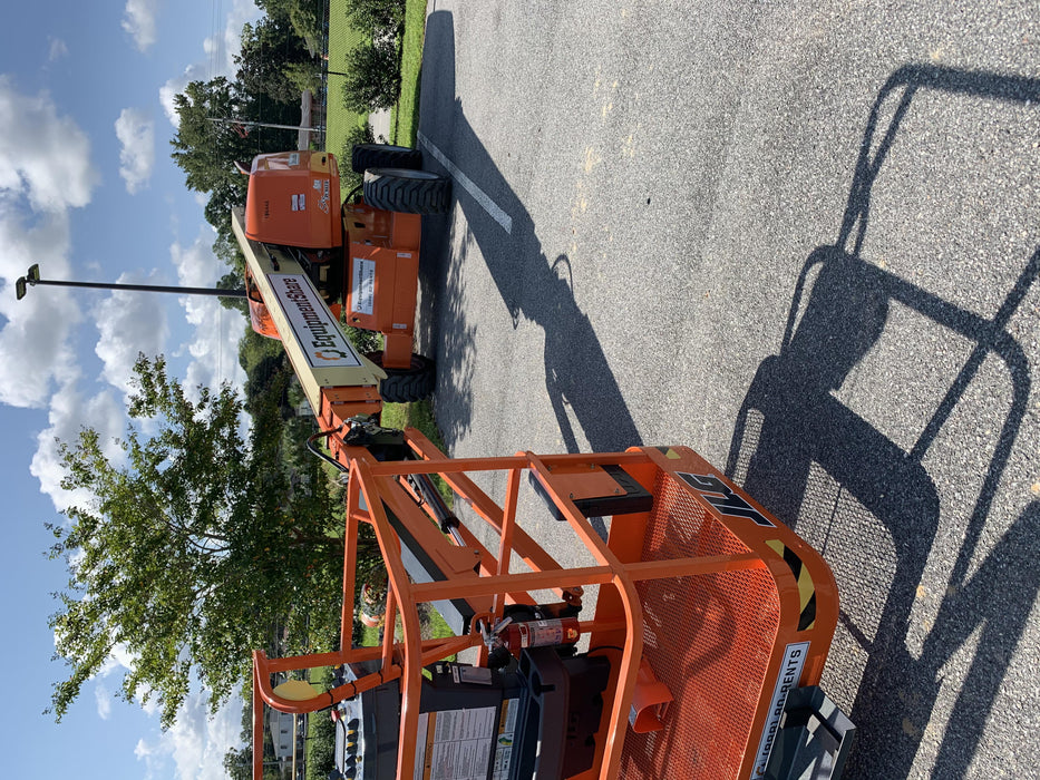 2020 JLG 660SJ