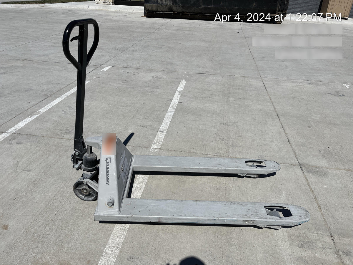 2022 STRONGWAY 4400 lb Pallet Jack