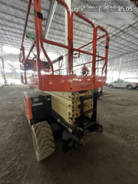 2021 JLG ERT4069