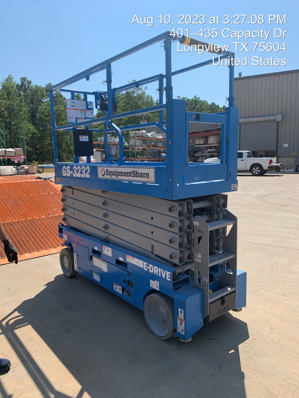 2023 GENIE GS-3232