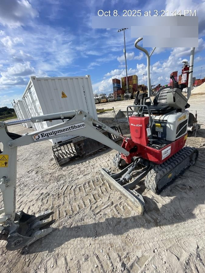 2023 TAKEUCHI TB210R