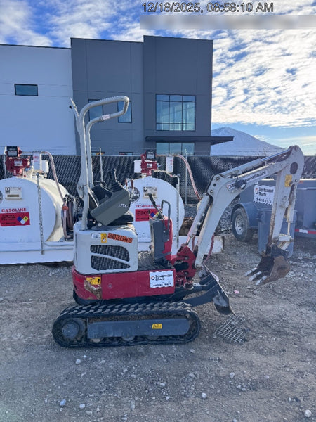 2023 TAKEUCHI TB210R