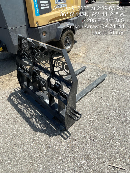2022 PALADIN 48" Pallet Forks - Paladin