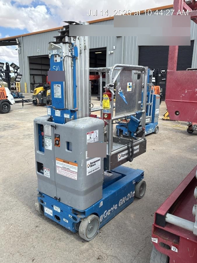 2020 GENIE GR-20
