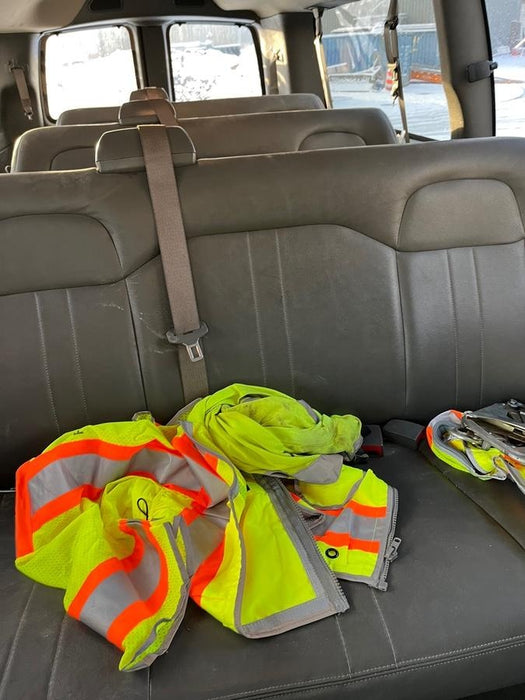 2023 CHEVROLET Express Van - Rental