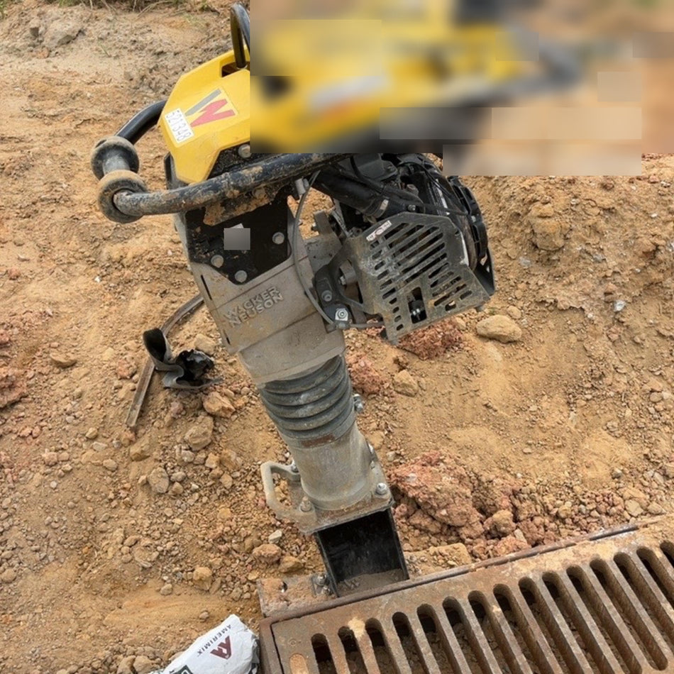 2025 WACKER NEUSON BS62-4Ab/28