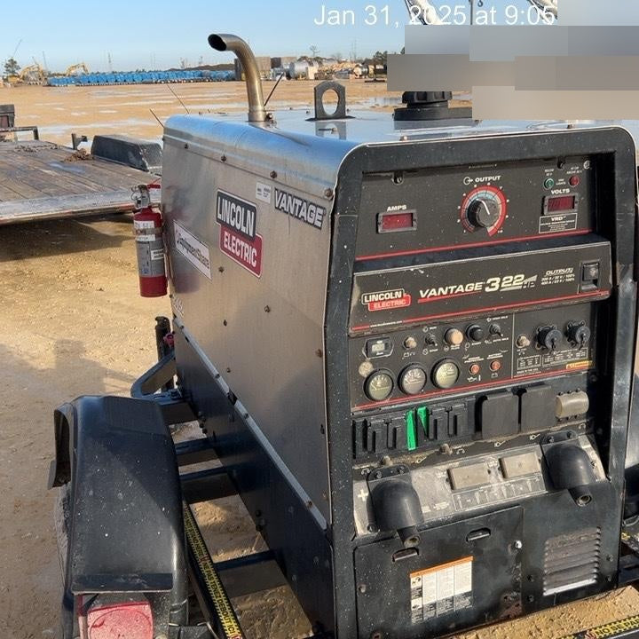 2019 Lincoln Electric Vantage 322 Welder Ready-Pak 3, Two wheel trailer, Fender and Light kit, Cable Rack