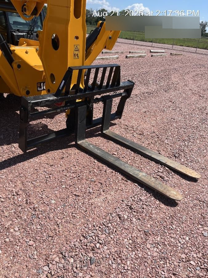 2025 JCB 510-56
