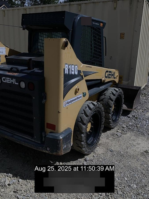 2016 GEHL R190