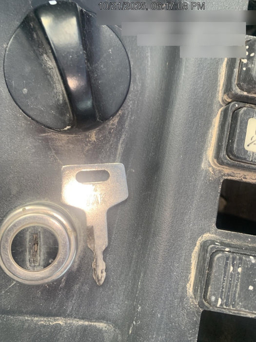 2020 Takeuchi TL12R2-R Canopy, Manual QC