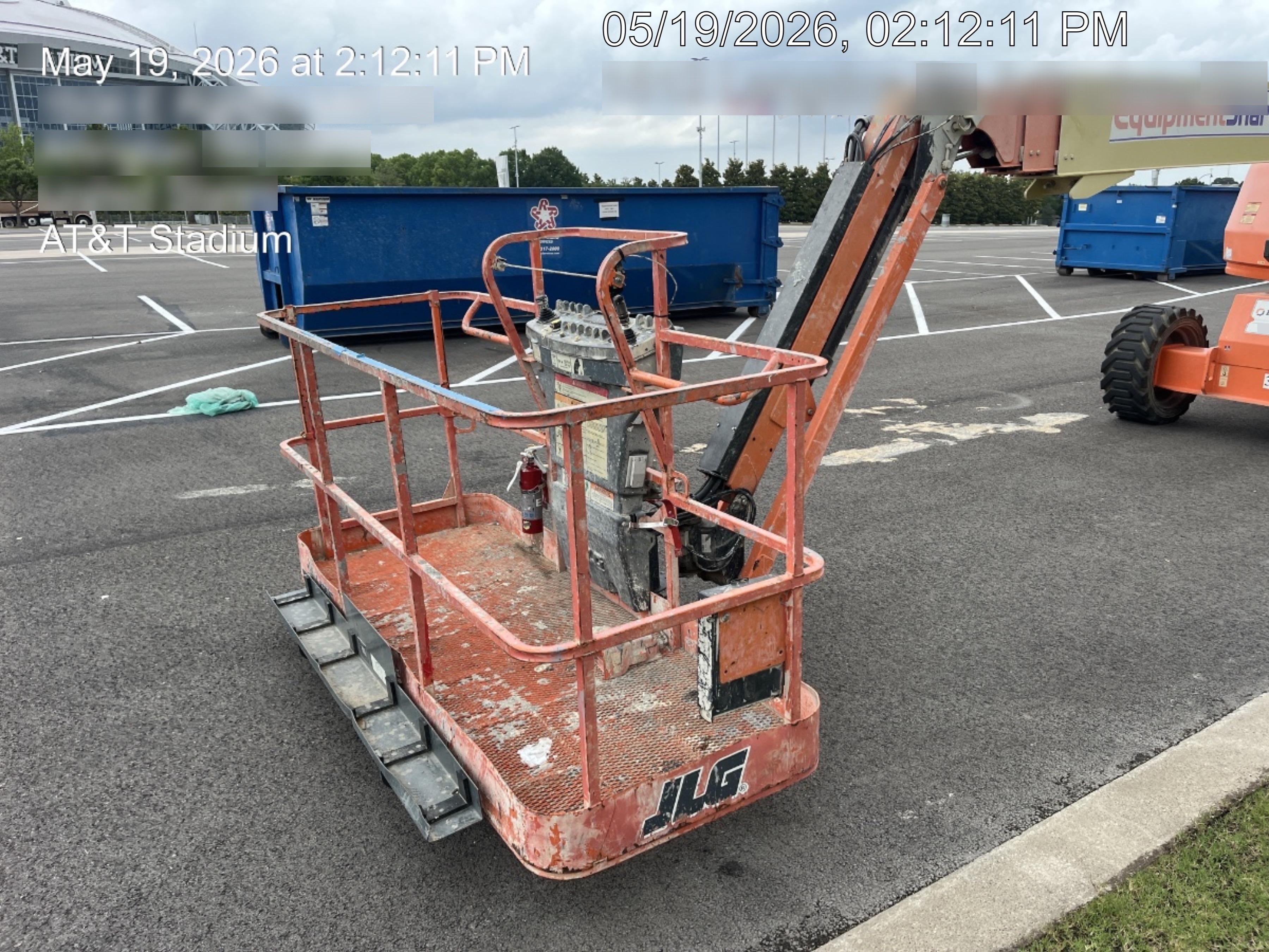 2019 JLG 660SJ