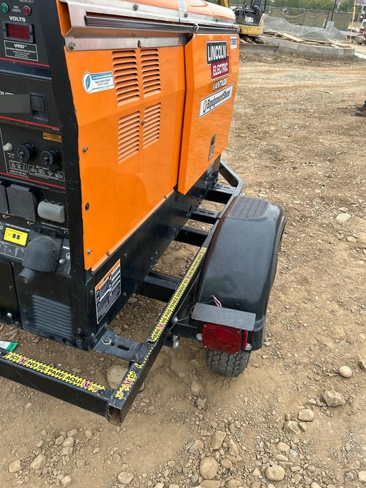 2021 Lincoln Electric Vantage 322 Vantage 322 Ready Pak 3 w/ Decals, ORANGE (includes trailer, cable rack, fender light kit) NO Telematics