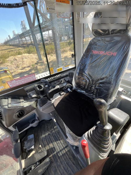 2025 TAKEUCHI TB250-2CR