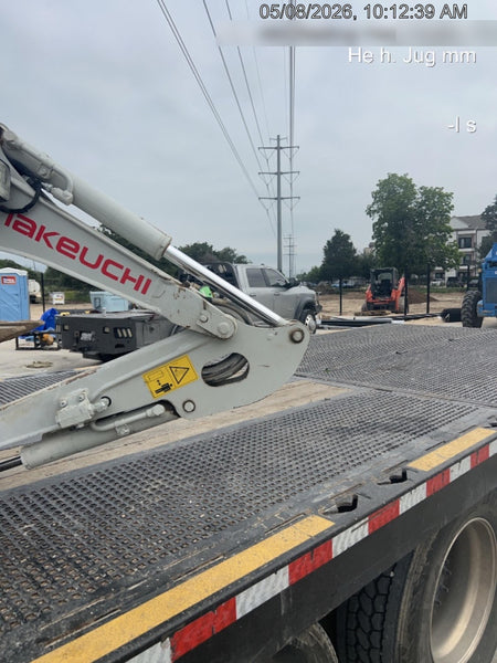 2023 TAKEUCHI TB210R