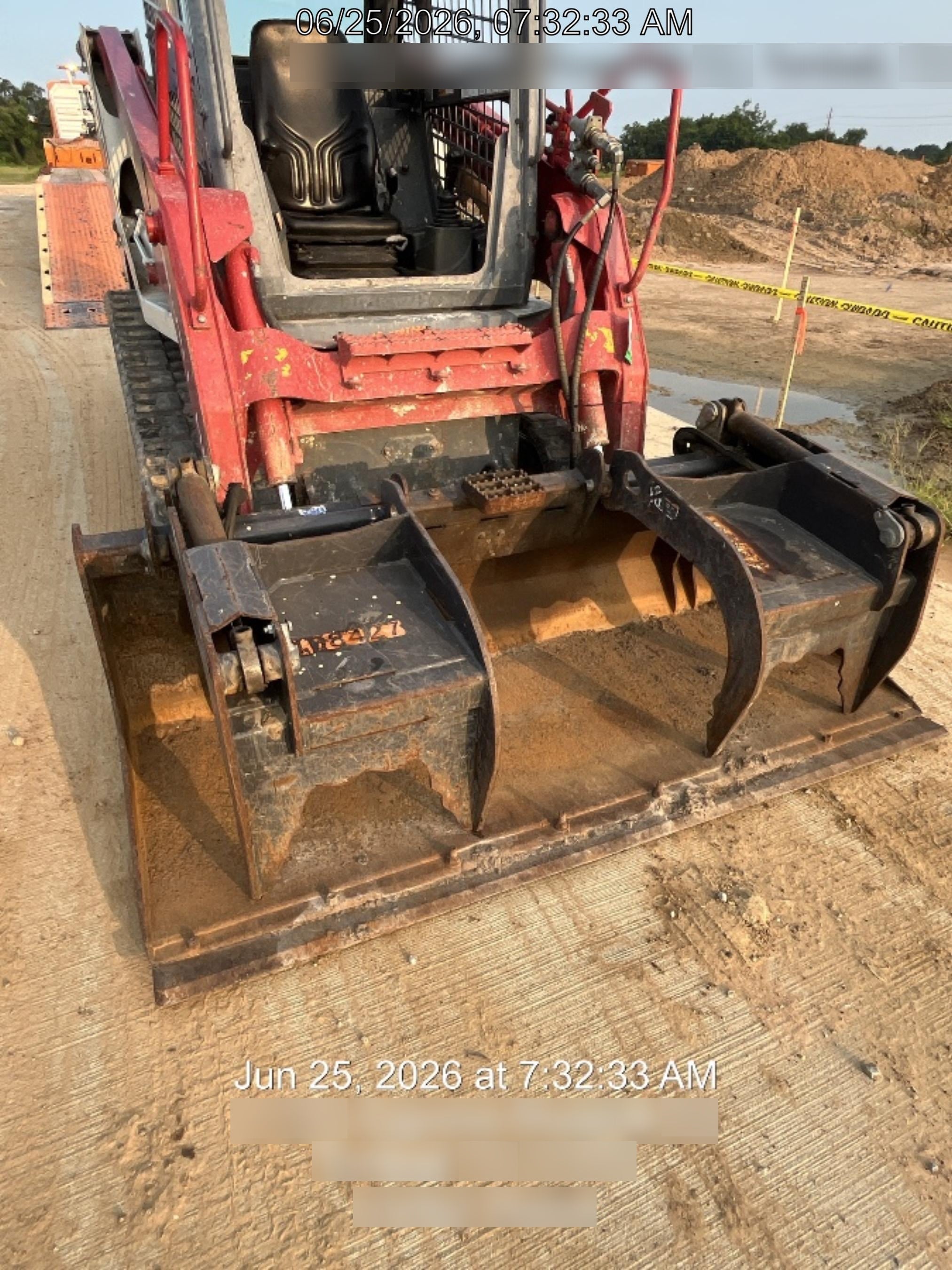 2020 PALADIN 76" Scrap Grapple Bucket - Paladin