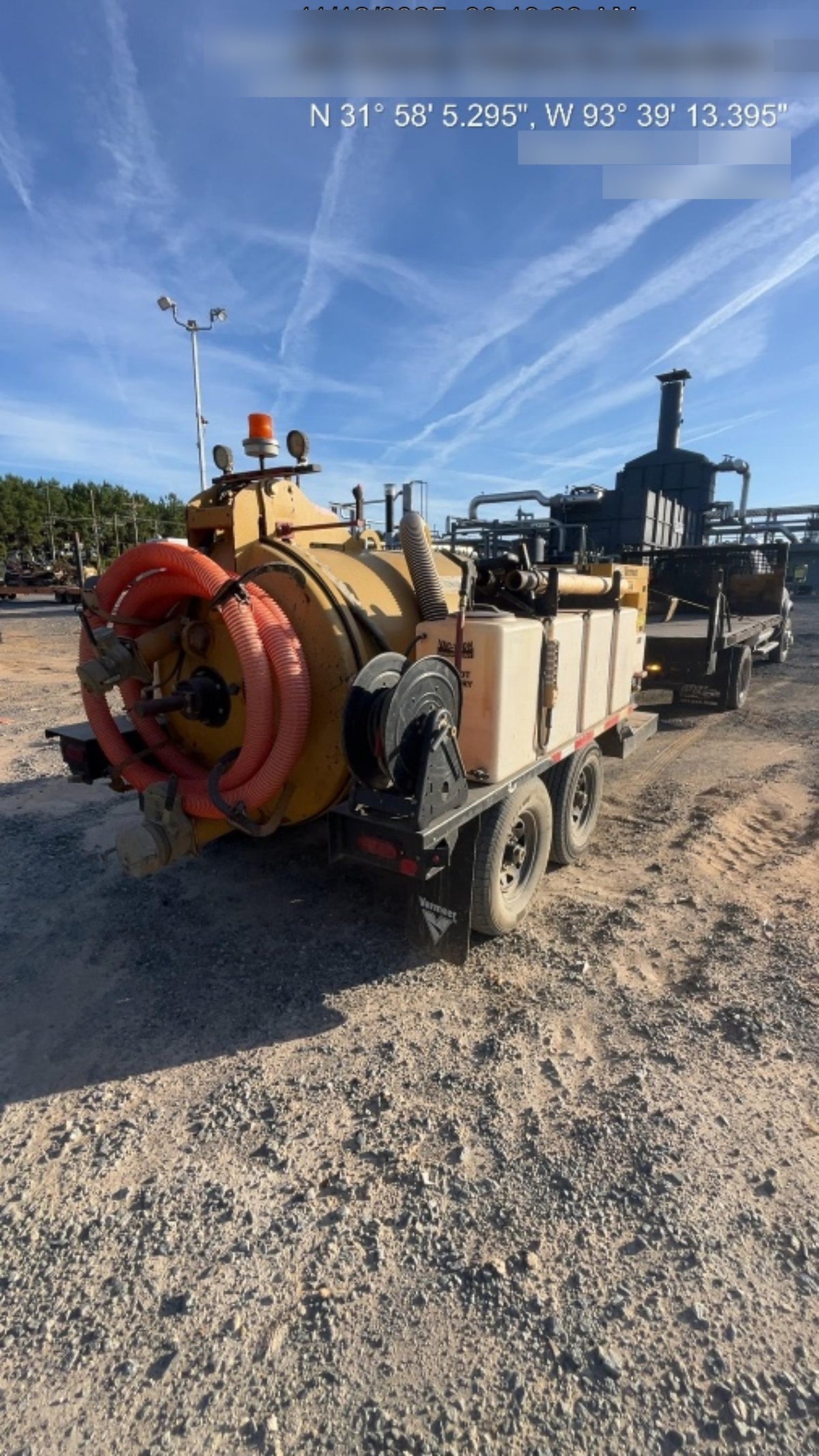 2019 Vac-Tron LP573XDT 24Hp Kohler Diesel, 500 Gal Debris Tank, 500 CFM Vacuum Pump, x2 100 Gal Water Tanks