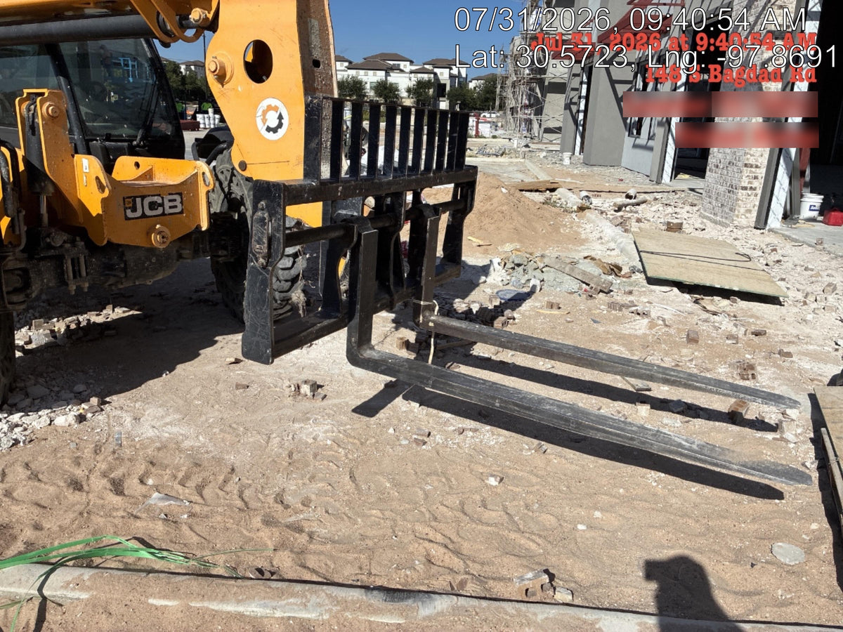 2018 JCB 509-42 JCB 509-42 Enclosed Cab, 74 HP, Solid Tires, Worklights, Beacon, Aux Hydraulics, Lifting Eye