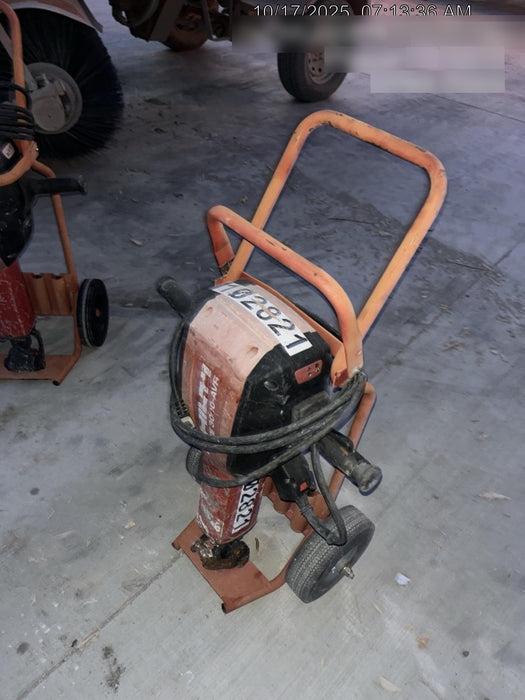 2020 HILTI TE 3000-AVR