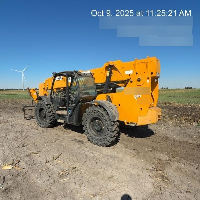 2019 JCB 512-56 Canopy, 109 HP, Solid Tires, STD Worklight, Beacon, Aux Hydraulics, Lifting Eye, Back up Alarm w/66" Carriage/60" Forks
