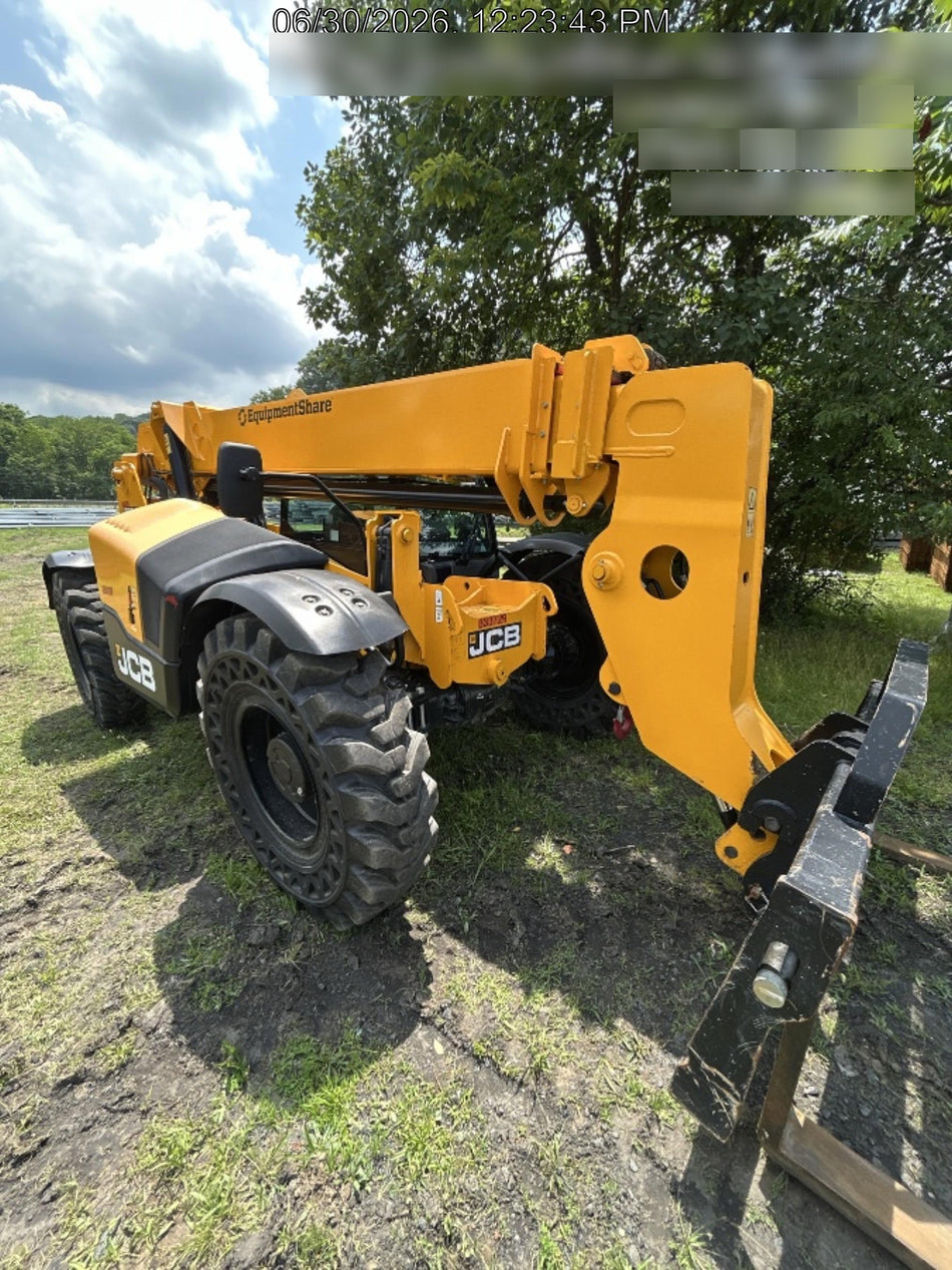 2023 JCB 509-42