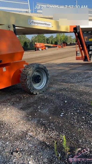2019 JLG 800AJ