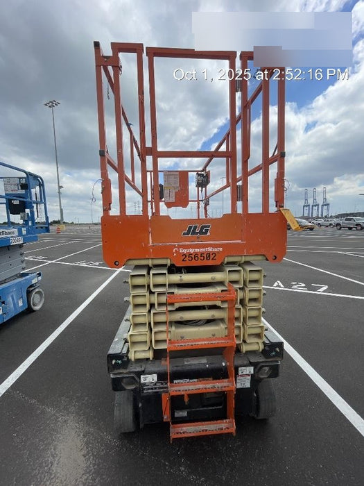 2022 JLG R4045