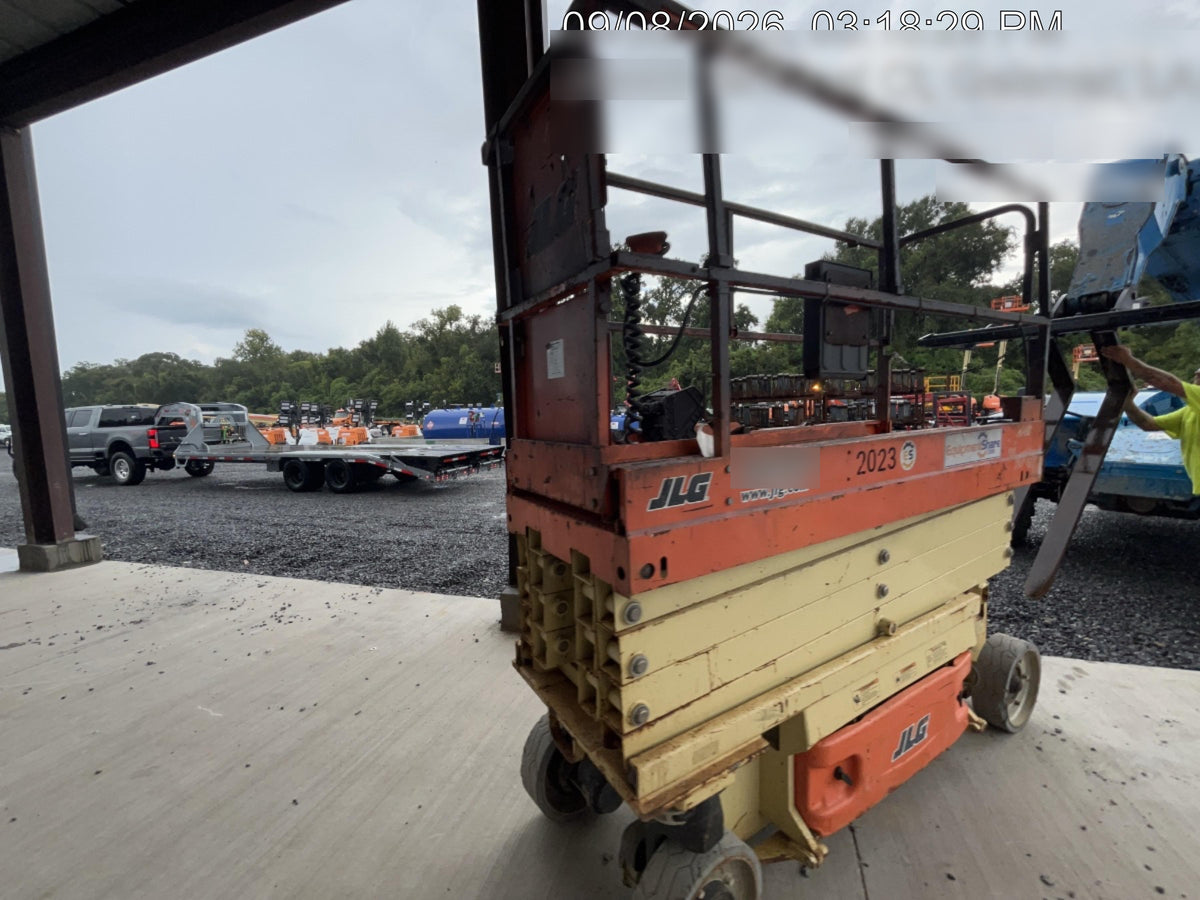 2016 JLG 2632ES