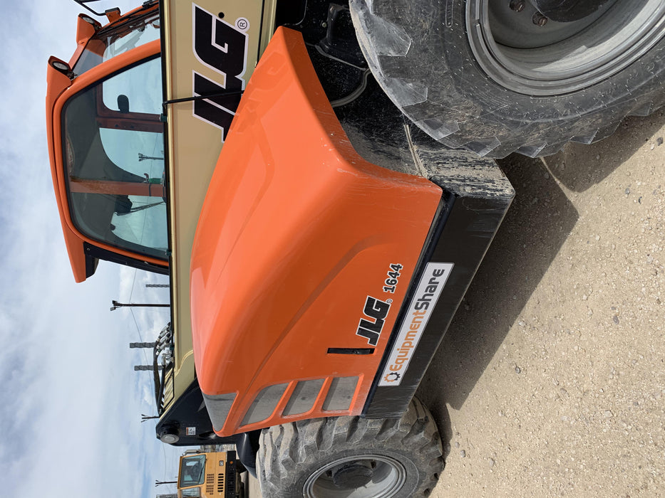 2019 JLG 1644