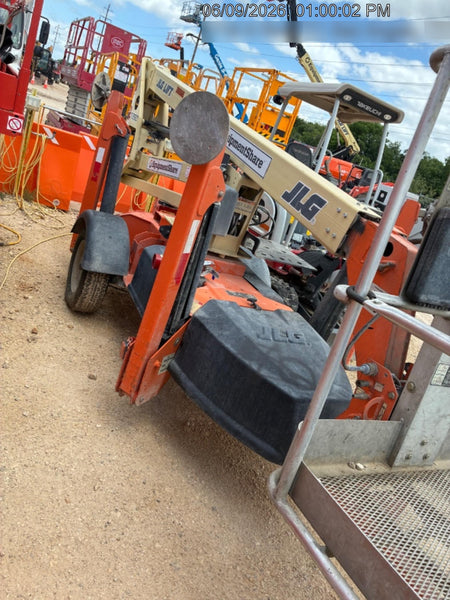 2022 JLG T350