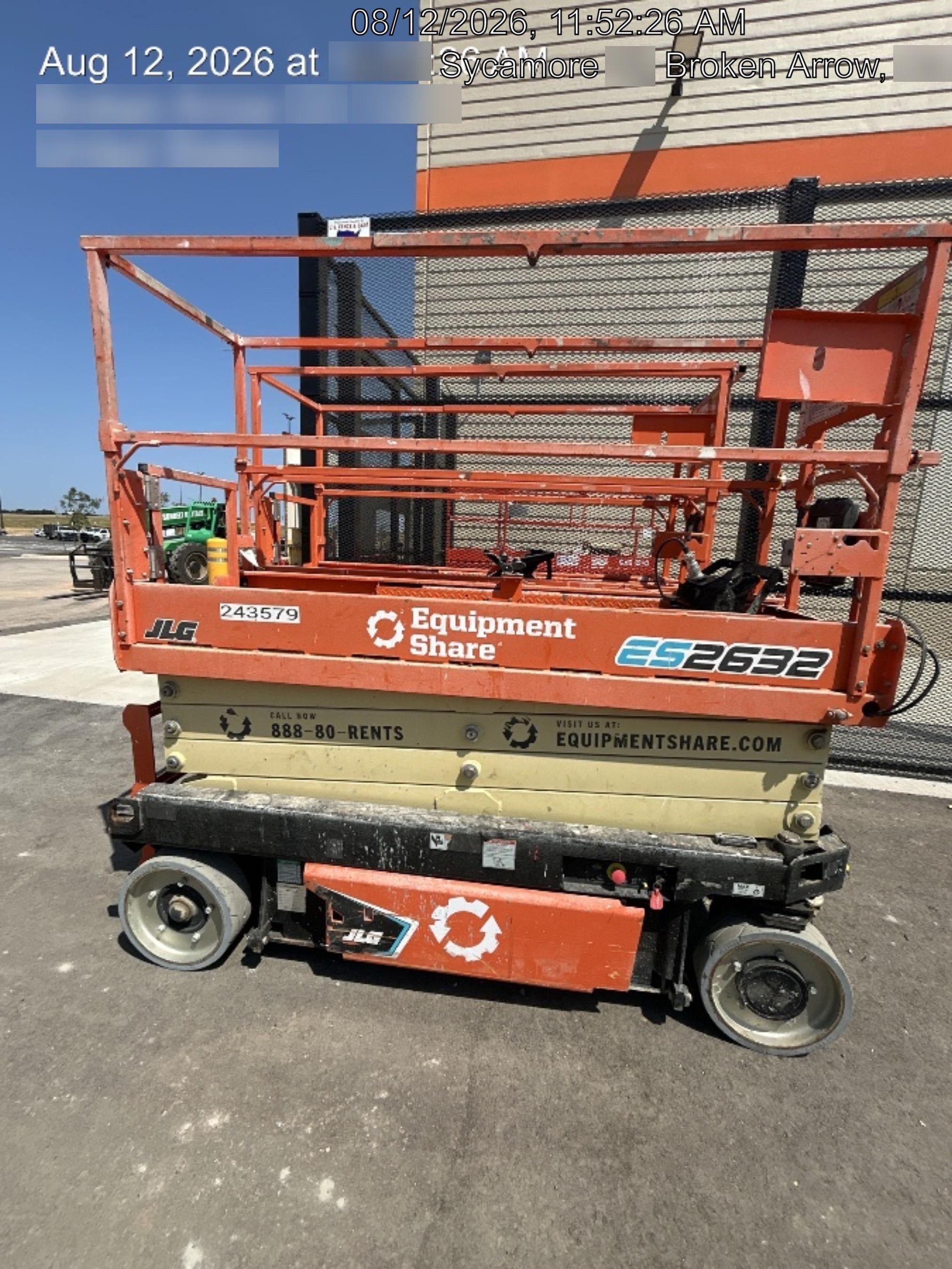 2022 JLG ES2632