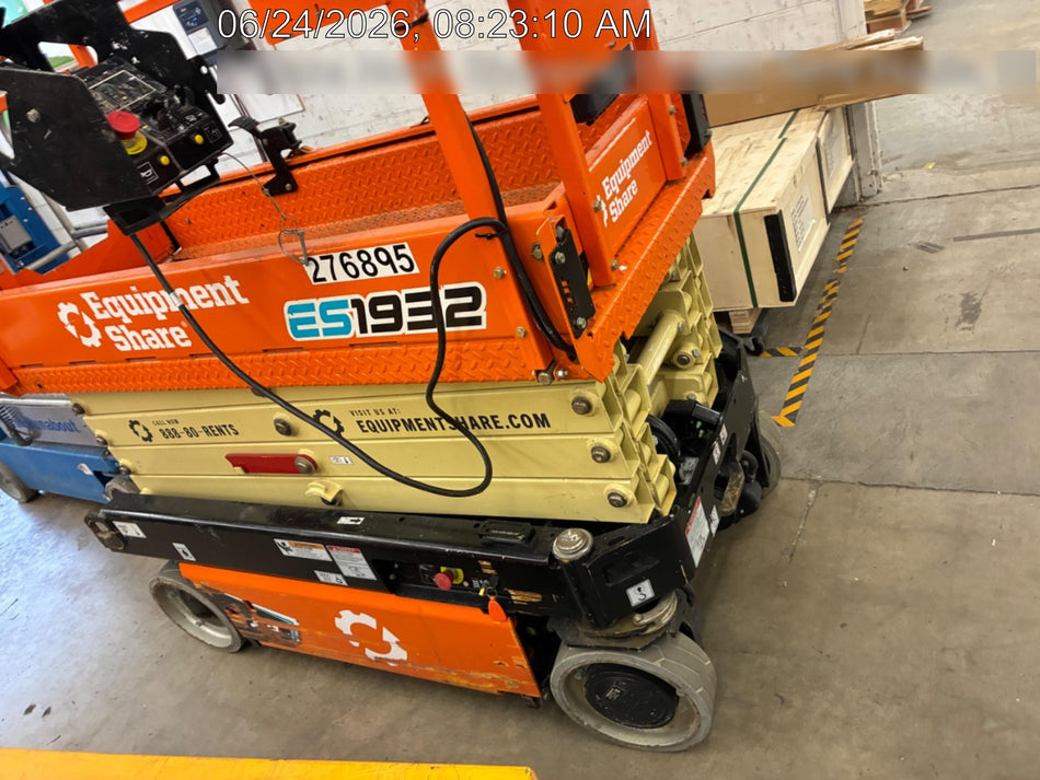 2022 JLG ES1932