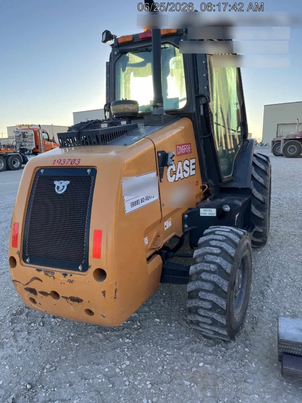 2021 CASE 588H
