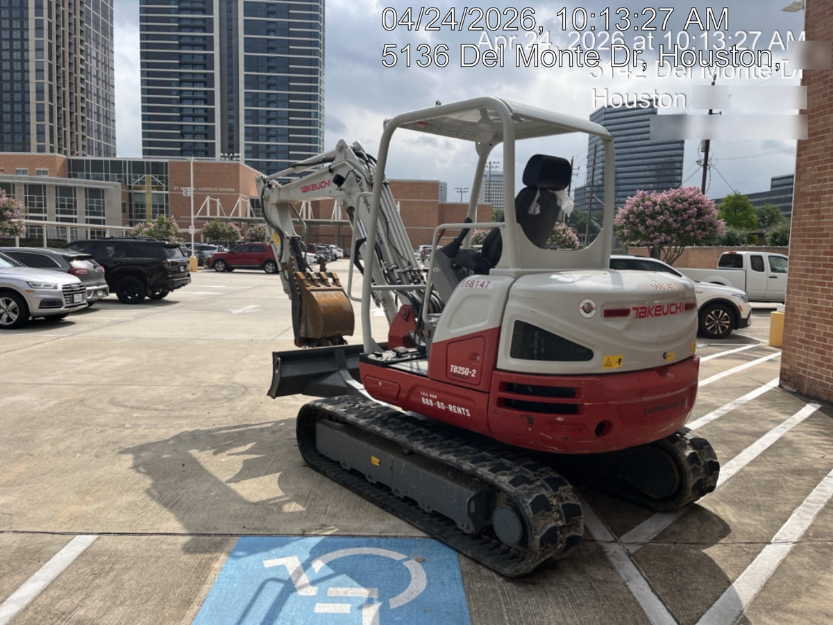 2025 TAKEUCHI TB250-2R