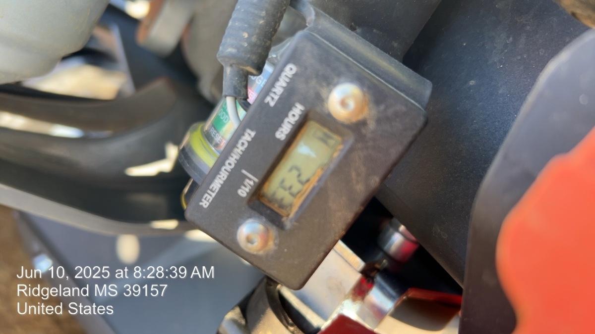 2024 HUSQVARNA LT6005