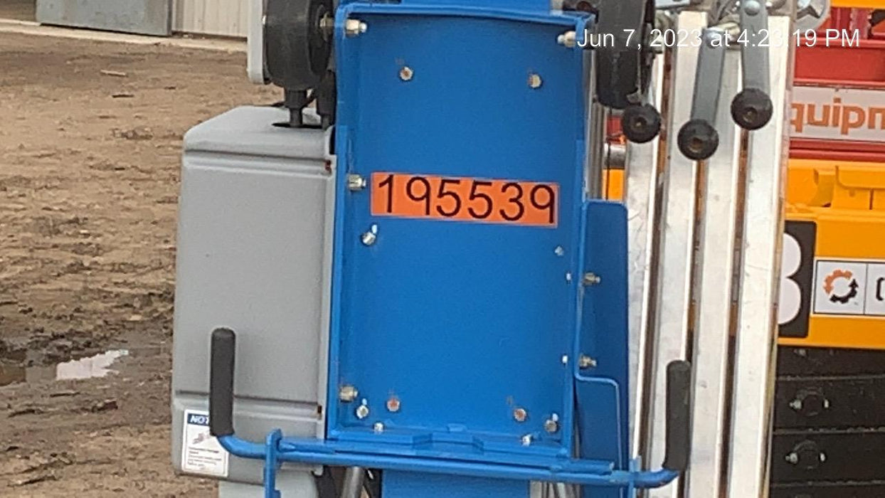 2021 GENIE AWP-30S DC