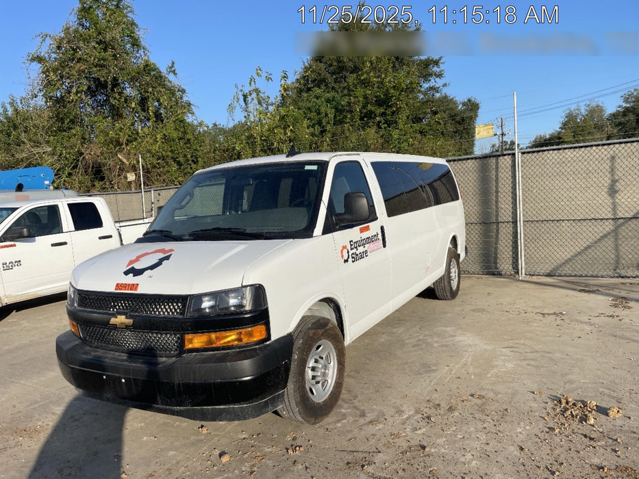 2025 CHEVROLET Express Van - Rental