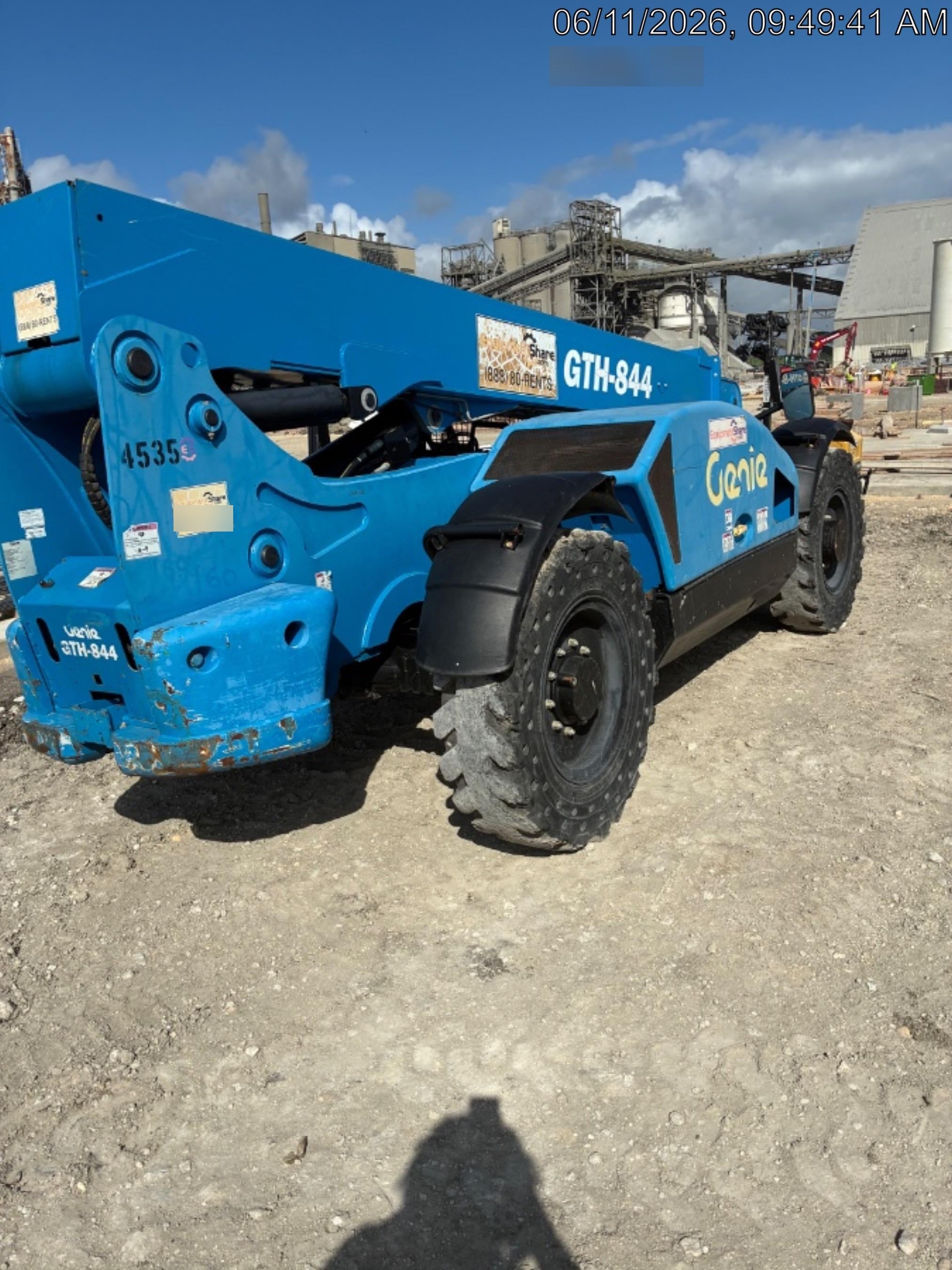 2017 GENIE GTH-844