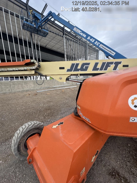 2019 JLG 460SJ
