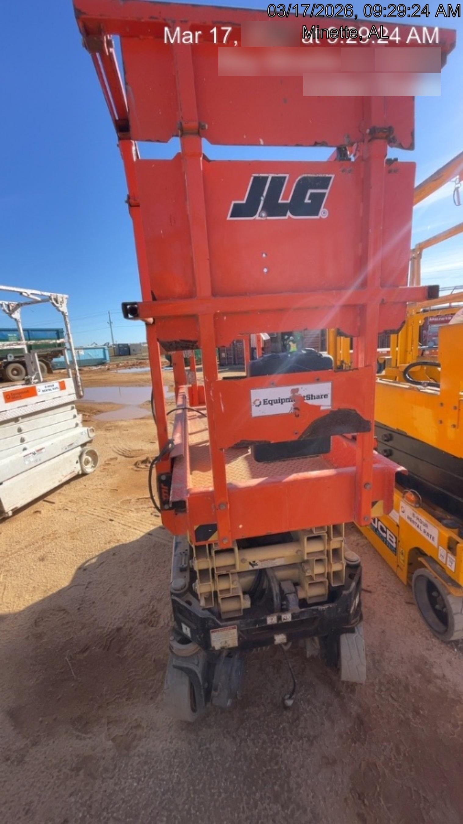 2021 JLG ES1932