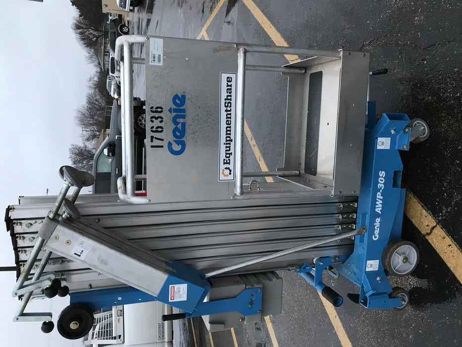 2018 GENIE AWP-30S