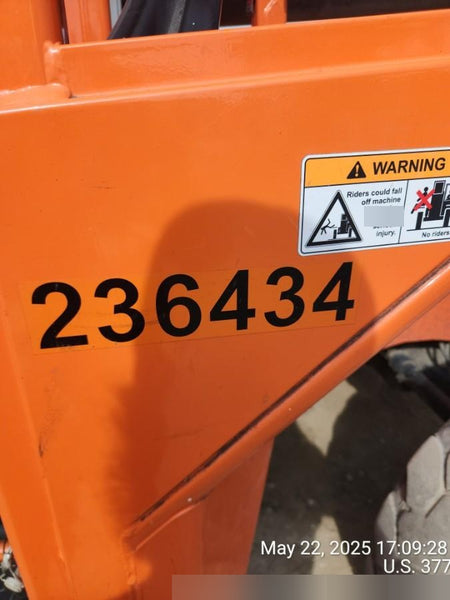 2022 SKYTRAK 8042