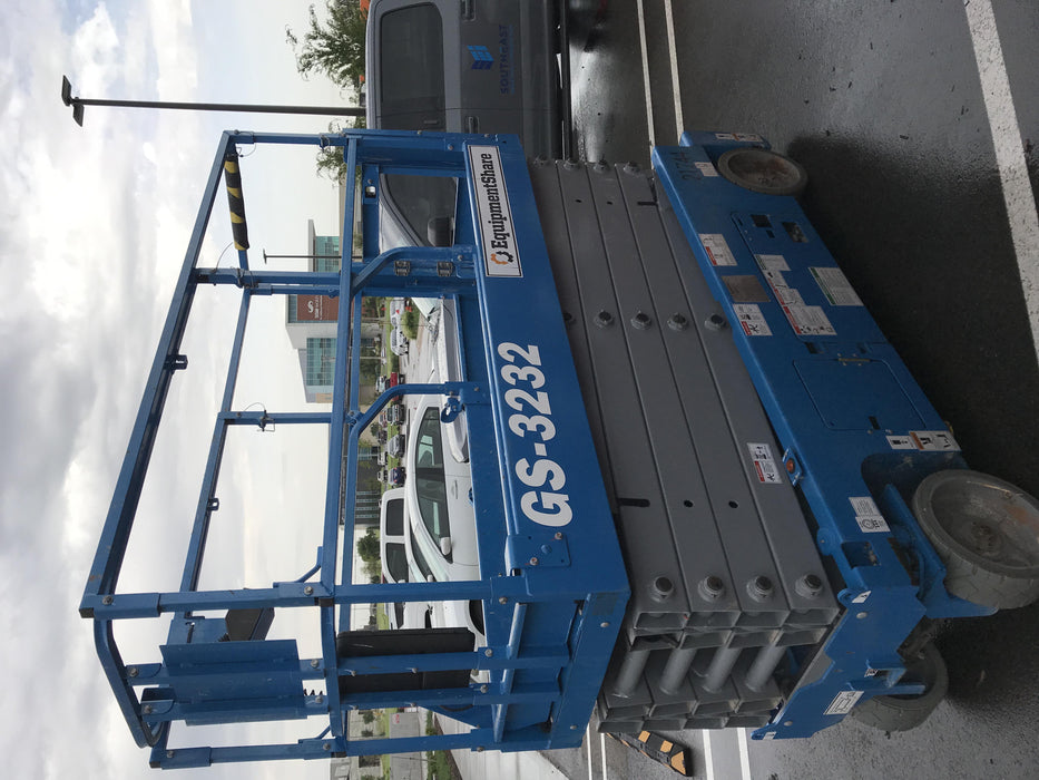 2018 Genie GS-3232 Genie GS-3232 Scissor Lift w/Standard Options