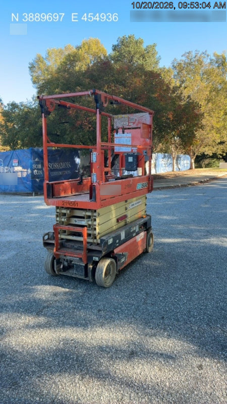 2022 JLG ES1932