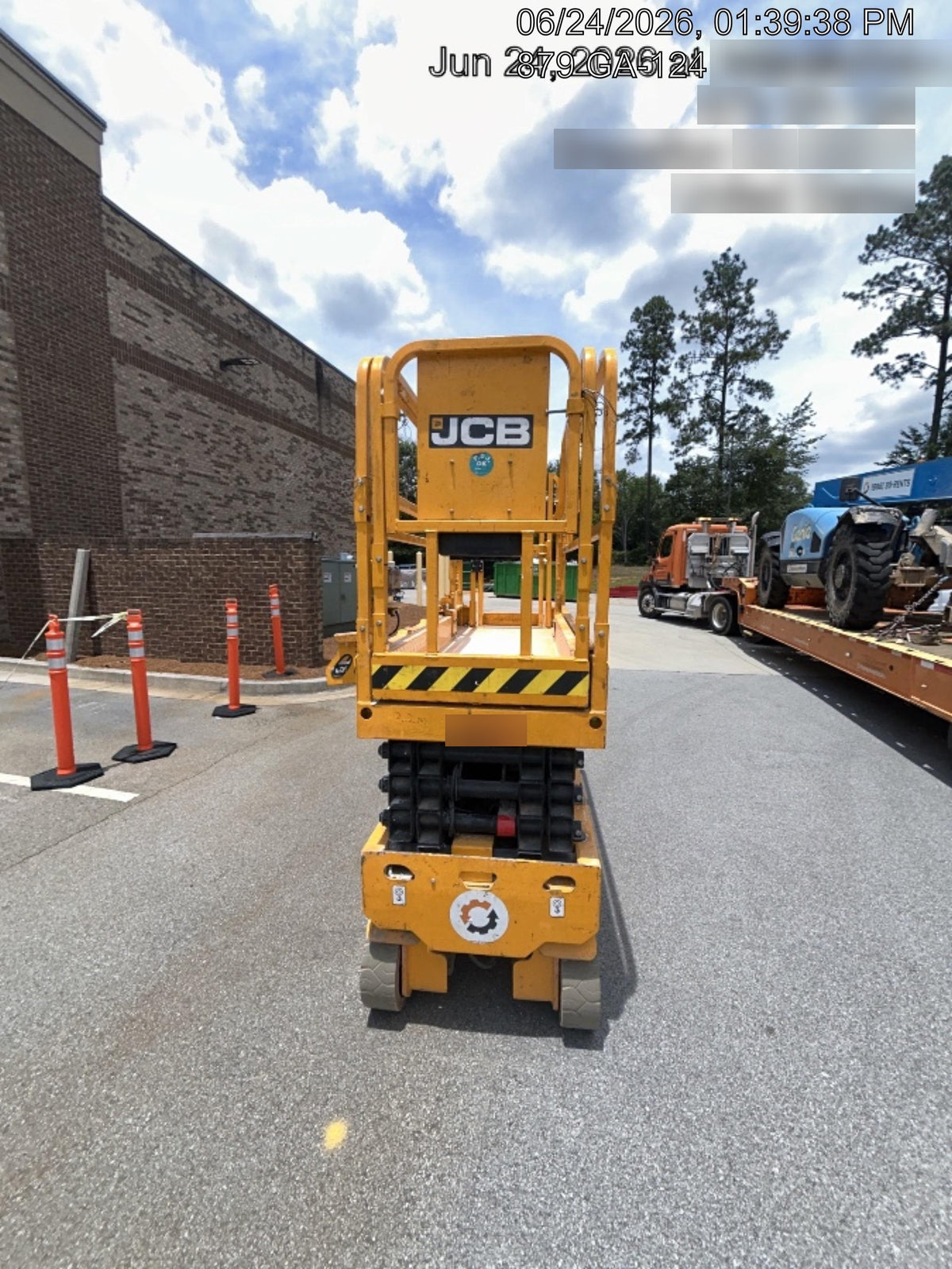 2023 JCB S2632E