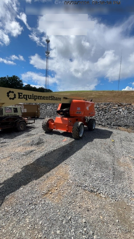 2023 JLG 660SJ