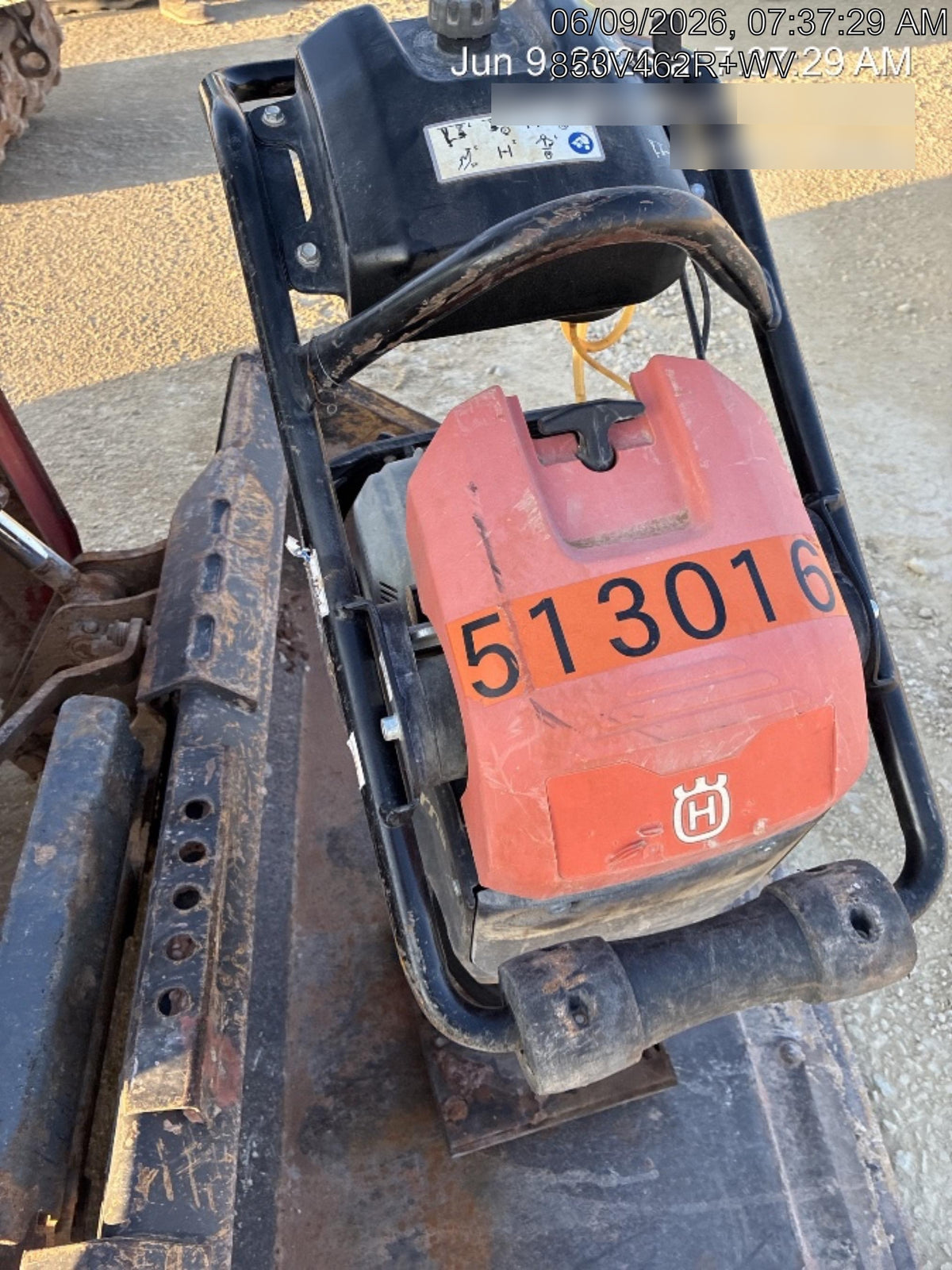 2025 HUSQVARNA LT6005