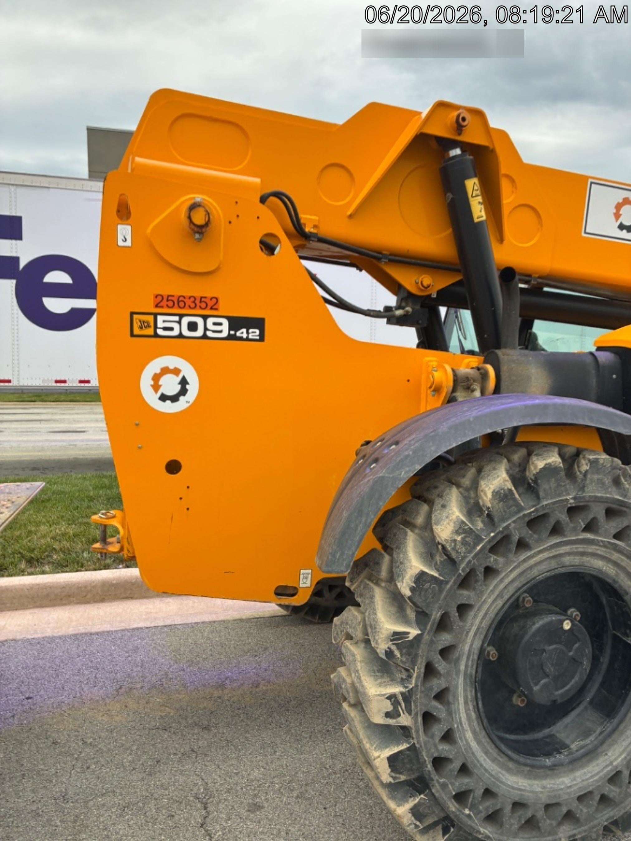 2022 JCB 509-42