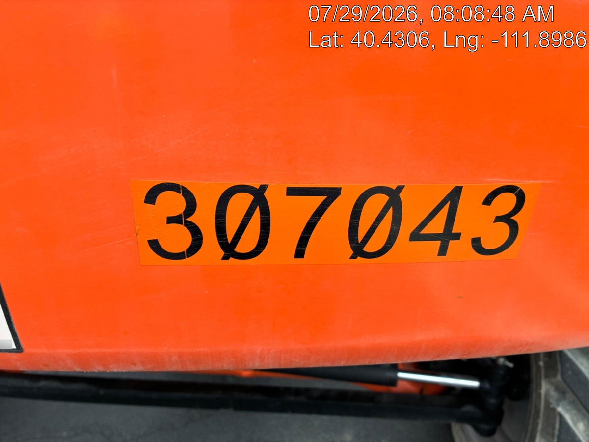2023 JLG 660SJ