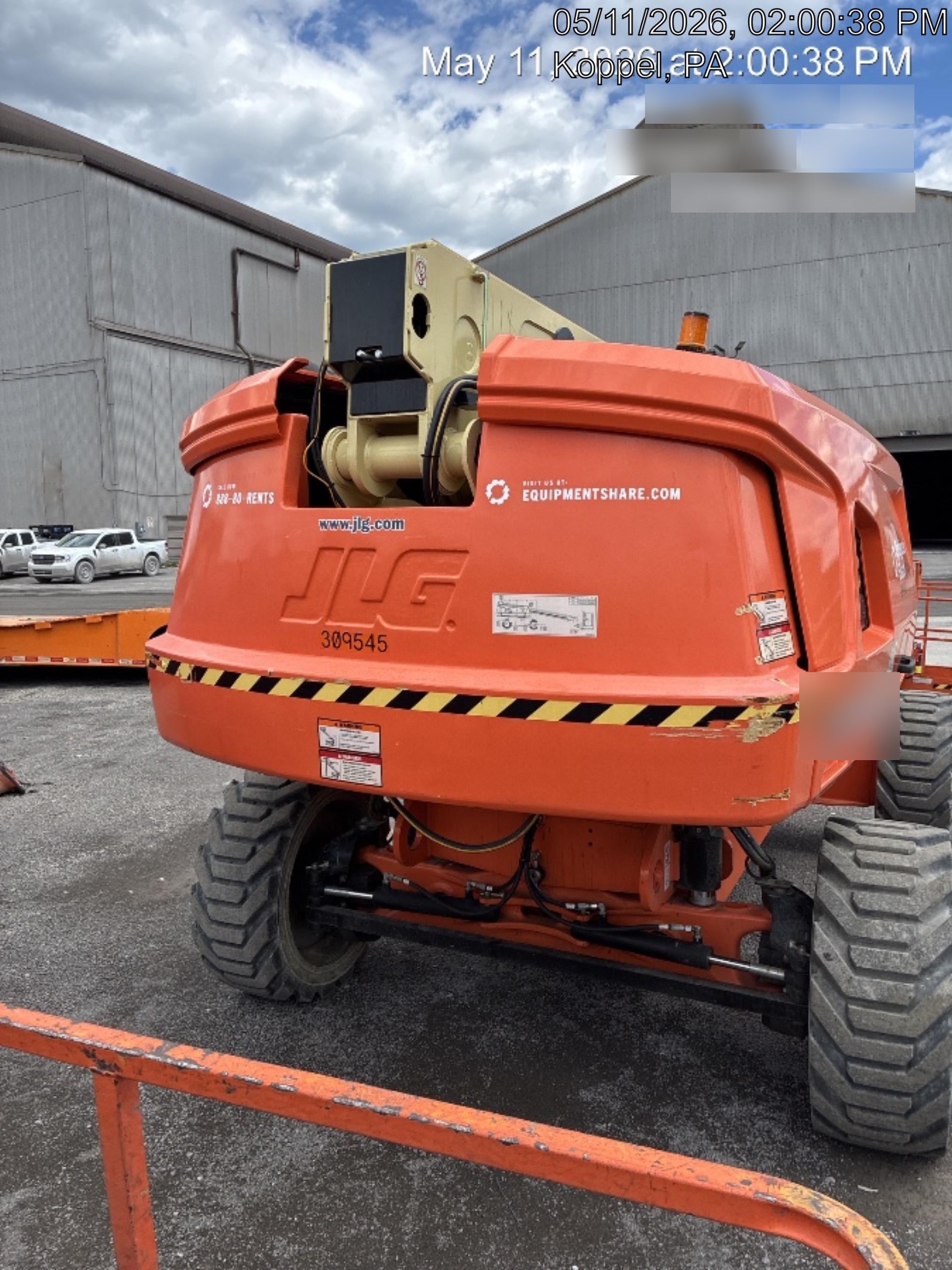 2023 JLG 660SJ
