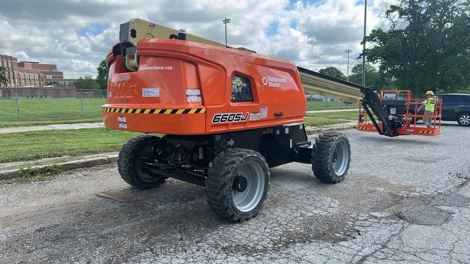 2025 JLG 660SJ